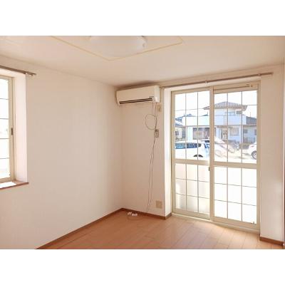 コスモエクセル 105【管理NO：1-010033601-01040】 ★家具家電は申し込み後に搬入します★ ★2026年09月下旬入居可能★の物件写真2