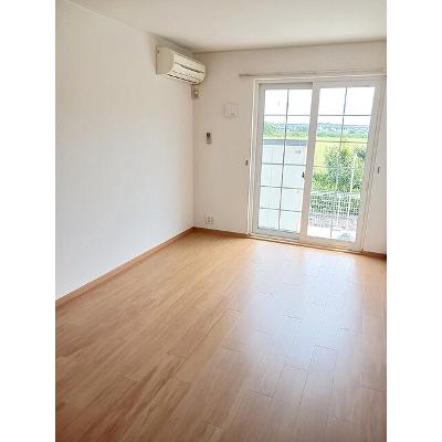 アースリバーＣ 102【管理NO：1-014250603-01020】 ★家具家電は申し込み後に搬入します★の物件写真2