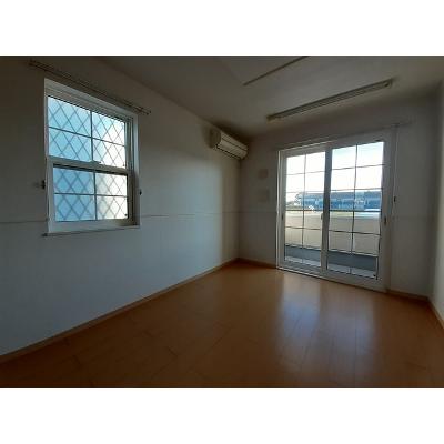 ブランシェントＢ 102【管理NO：1-016409302-01020】 ★家具家電は申し込み後に搬入します★ ★2026年11月中旬入居可能★の物件写真2