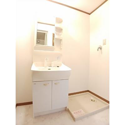 エトワール赤岩 204【管理NO：1-011513901-02040】 ★家具家電は申し込み後に搬入します★ ★2026年10月上旬入居可能★の物件写真6