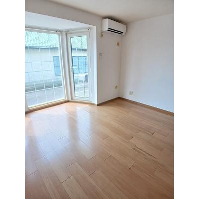 リュウガミⅡ 102【管理NO：1-005799601-01020】 ★家具家電は申し込み後に搬入します★の物件写真2