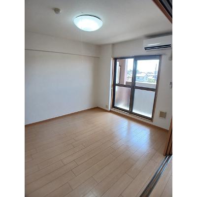 ヴィラ　アルビレオ 302【管理NO：1-012581601-03020】 ★家具家電は申し込み後に搬入します★の物件写真2