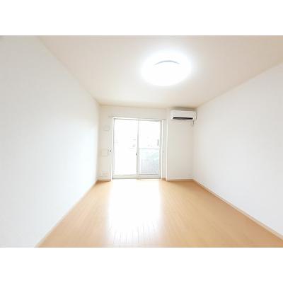 プラシード 202【管理NO：1-016715001-02020】 ★家具家電は申し込み後に搬入します★ ★2026年09月下旬入居可能★の物件写真2
