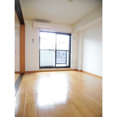 グランアビタシオン 101【管理NO：1-014801101-01010】 ★家具家電は申し込み後に搬入します★ ★2026年10月中旬入居可能★の物件写真2