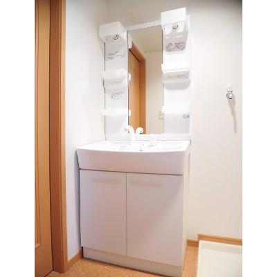 グランアビタシオン 101【管理NO：1-014801101-01010】 ★家具家電は申し込み後に搬入します★ ★2026年10月中旬入居可能★の物件写真6