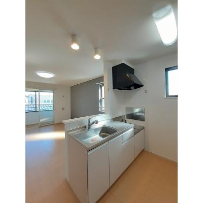 ブリーゼ小張木Ⅰ 203【管理NO：1-019929501-02030】 ★家具家電は申し込み後に搬入します★ ★2026年10月上旬入居可能★の物件写真3