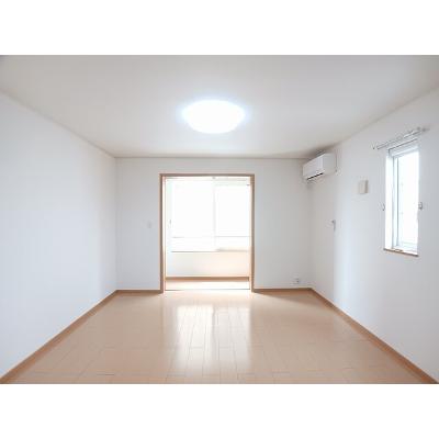 ミューＡ 102【管理NO：1-015357301-01020】 ★家具家電は申し込み後に搬入します★ ★2026年10月上旬入居可能★の物件写真2