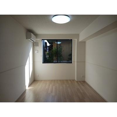琴福 102【管理NO：1-027137401-01020】 ★家具家電は申し込み後に搬入します★の物件写真2