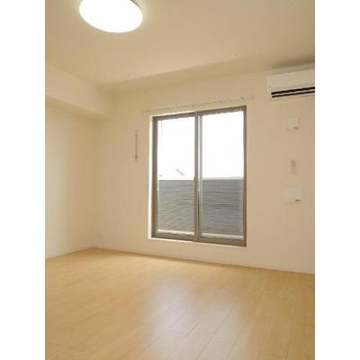 ユネリア 206【管理NO：1-023240501-02050】 ★家具家電は申し込み後に搬入します★ ★2026年10月中旬入居可能★の物件写真2
