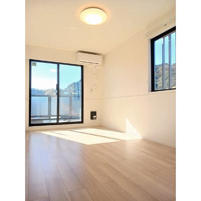 プルミエ　シェン 305【管理NO：1-027488301-03040】 ★家具家電は申し込み後に搬入します★ ★2026年10月中旬入居可能★の物件写真2