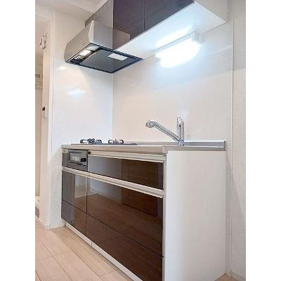 ステーション　シン 102【管理NO：1-022456401-01020】 ★家具家電は申し込み後に搬入します★の物件写真3