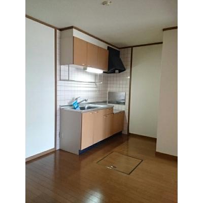 オベルジーヌ 101【管理NO：1-011802901-01010】 ★家具家電は申し込み後に搬入します★ ★2026年10月上旬入居可能★の物件写真2