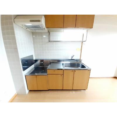 クリスタルガーデンⅠ 303【管理NO：1-007458301-03030】 ★家具家電は申し込み後に搬入します★ ★2026年09月下旬入居可能★の物件写真3