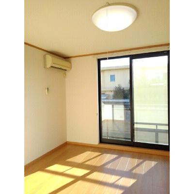 メロディーヒルズ 201【管理NO：1-013047601-02010】 ★家具家電は申し込み後に搬入します★ ★2026年10月中旬入居可能★の物件写真2