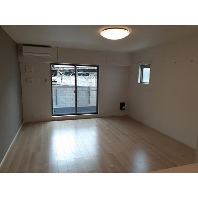 シャルマン・トレーズ 201【管理NO：1-025705501-02010】 ★家具家電は申し込み後に搬入します★ ★2026年09月下旬入居可能★の物件写真2