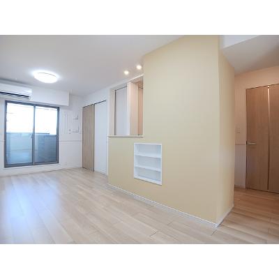 ナルド 202【管理NO：1-025482601-02020】 ★家具家電は申し込み後に搬入します★の物件写真2