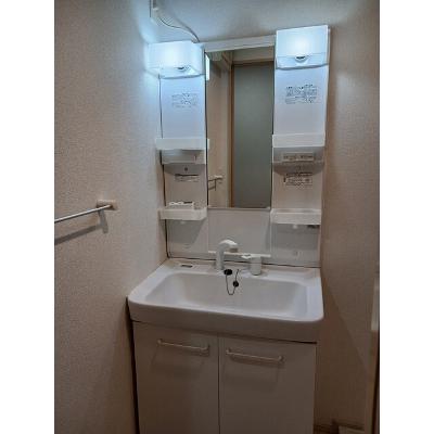 ビーネ　Ⅱ 103【管理NO：1-018426101-01030】 ★家具家電は申し込み後に搬入します★の物件写真6