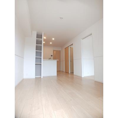 アナベル 102【管理NO：1-025173701-01020】 ★家具家電は申し込み後に搬入します★の物件写真2