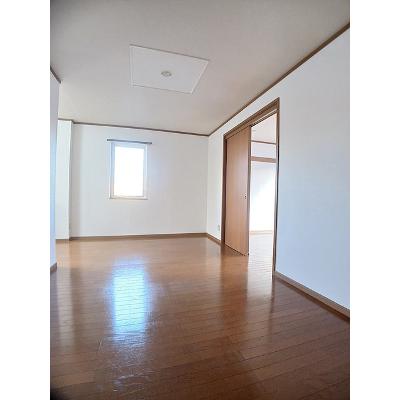 パインズドールⅠ 102【管理NO：1-010615401-01020】 ★家具家電は申し込み後に搬入します★の物件写真2