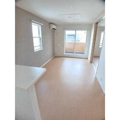 桜　Ⅱ 203【管理NO：1-020969502-02030】 ★家具家電は申し込み後に搬入します★の物件写真2