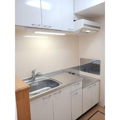 ティファニーハイツ　Ⅰ 103【管理NO：1-014715201-01030】 ★家具家電は申し込み後に搬入します★の物件写真3