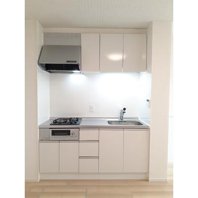 エンゼルシーズンⅠ 102【管理NO：1-026168901-01020】 ★家具家電は申し込み後に搬入します★ ★2026年10月上旬入居可能★の物件写真3