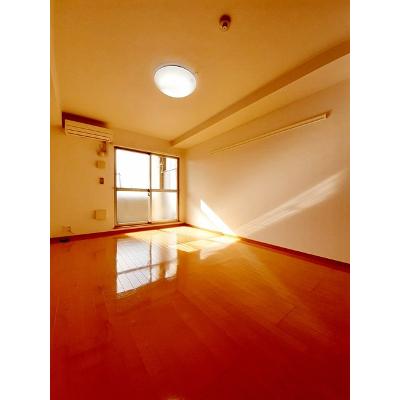 ベル・オーブⅡ 302【管理NO：1-014884801-03020】 ★家具家電は申し込み後に搬入します★の物件写真2