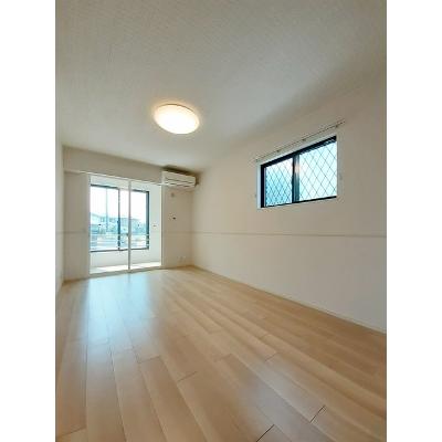 パレット－アイ 101【管理NO：1-025837601-01010】 ★家具家電は申し込み後に搬入します★ ★2026年10月下旬入居可能★の物件写真2
