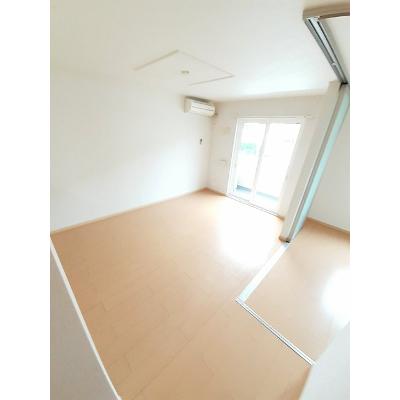 サンサンアルバ 101【管理NO：1-015765501-01010】 ★家具家電は申し込み後に搬入します★の物件写真2