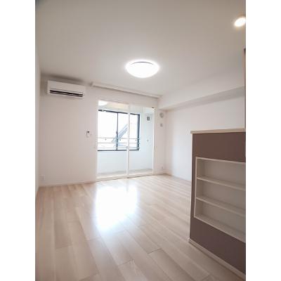 スリール 203【管理NO：1-028057501-02030】 ★家具家電は申し込み後に搬入します★ ★2026年09月下旬入居可能★の物件写真2