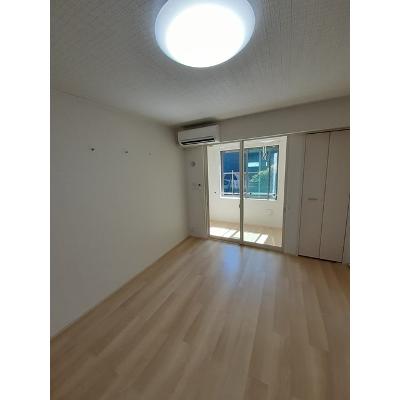メルディア竹矢 101【管理NO：1-027567801-01010】 ★家具家電は申し込み後に搬入します★ ★2026年10月中旬入居可能★の物件写真2