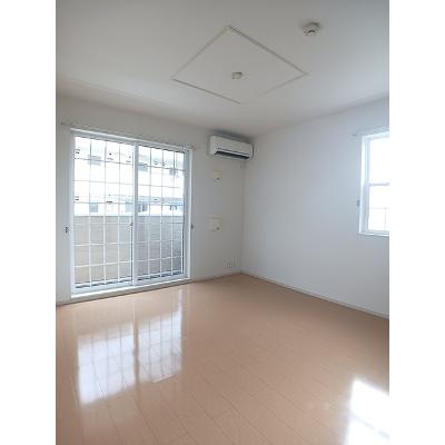 ボヌール 101【管理NO：1-017879901-01010】 ★家具家電は申し込み後に搬入します★の物件写真2