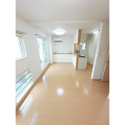 幸和 201【管理NO：1-016926301-02010】 ★家具家電は申し込み後に搬入します★ ★2026年09月下旬入居可能★の物件写真2