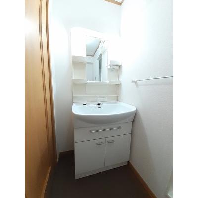 メリッサⅡ 102【管理NO：1-013152402-01020】 ★家具家電は申し込み後に搬入します★ ★2026年10月上旬入居可能★の物件写真6