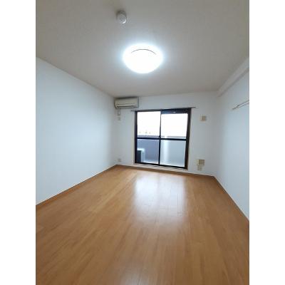 ヴィラ　ルミノーソ　Ｃ 302【管理NO：1-012527403-03020】 ★家具家電は申し込み後に搬入します★ ★2026年09月中旬入居可能★の物件写真2