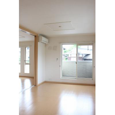 アロハ　ステート 201【管理NO：1-016628401-02010】 ★家具家電は申し込み後に搬入します★ ★2026年10月中旬入居可能★の物件写真2