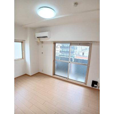 クラールアヴェニュー 502【管理NO：1-014555401-05020】 ★家具家電は申し込み後に搬入します★の物件写真2