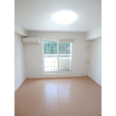 ガーデニア　Ⅱ 203【管理NO：1-016309501-02030】 ★家具家電は申し込み後に搬入します★ ★2026年10月上旬入居可能★の物件写真2