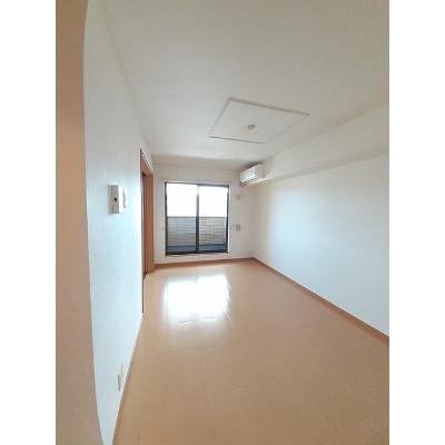 Ｓｕｎ　Ｆｌｏｕｒｉｓｈ 202【管理NO：1-015226801-02020】 ★家具家電は申し込み後に搬入します★ ★2026年10月下旬入居可能★の物件写真2