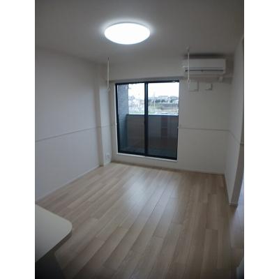 バルカロール 203【管理NO：1-027757801-02030】 ★家具家電は申し込み後に搬入します★の物件写真2