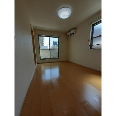 サウススクエア 202【管理NO：1-019150301-02020】 ★家具家電は申し込み後に搬入します★の物件写真2