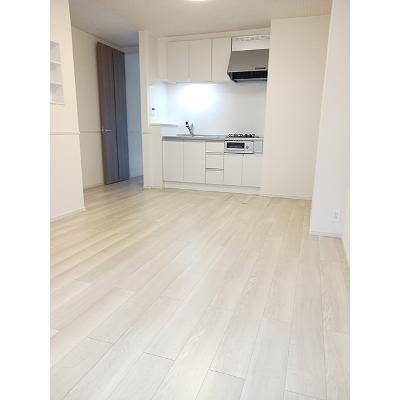 ケースリー　Ⅰ 102【管理NO：1-026374901-01020】 ★家具家電は申し込み後に搬入します★の物件写真2