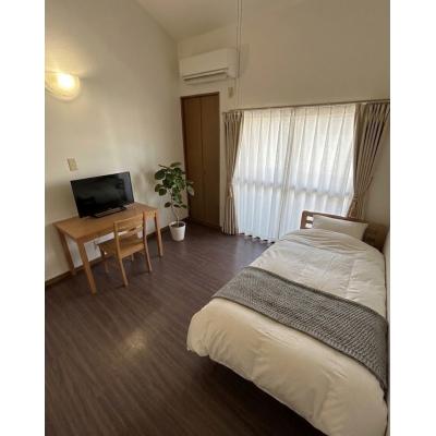 🚃吉塚駅から徒歩４分🚃　🏥九大病院・県庁近く🏢　💻無料Wi-Fi💻　イージーステイ吉塚５の外観画像