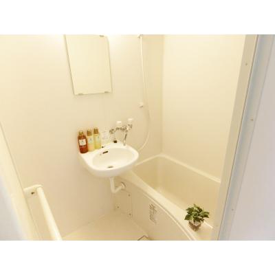 OneLife四日市ベース＜TYPE3＞【★駅近・ツインベッド・トイレバス別】の物件写真4