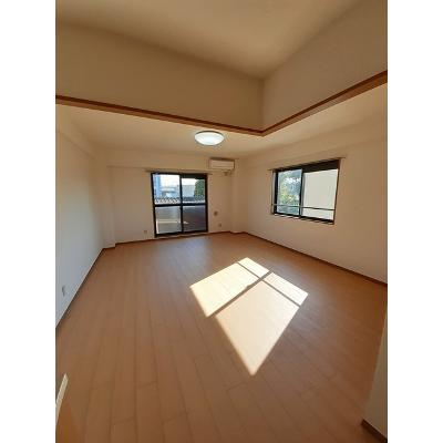 エトワール 207【管理NO：1-011701401-02060】 ★家具家電は申し込み後に搬入します★ ★2026年10月上旬入居可能★の物件写真2