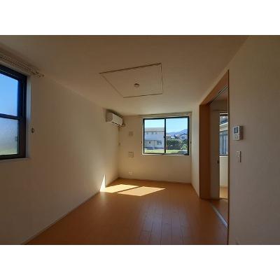 シティ・ライツ 101【管理NO：1-018182701-01010】 ★家具家電は申し込み後に搬入します★ ★2026年10月中旬入居可能★の物件写真2