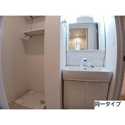ベレケ 102【管理NO：1-028596101-01020】 ★家具家電は申し込み後に搬入します★ ★2026年11月上旬入居可能★の物件写真6