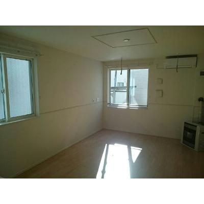 ラ・カーサ・フェリーチェ 103【管理NO：1-022666801-01030】 ★家具家電は申し込み後に搬入します★ ★2026年10月上旬入居可能★の物件写真2