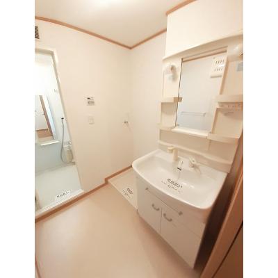 フラングラース 203【管理NO：1-013646801-02030】 ★家具家電は申し込み後に搬入します★ ★2026年10月中旬入居可能★の物件写真6