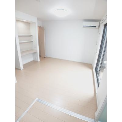 カーサピアッツァⅢ 102【管理NO：1-020976703-01020】 ★家具家電は申し込み後に搬入します★ ★2026年10月上旬入居可能★の物件写真2